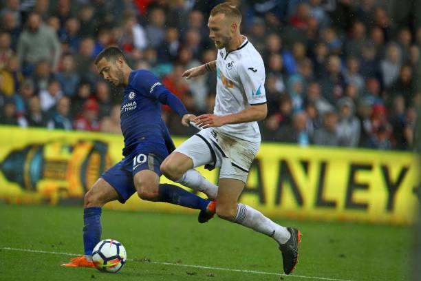 外媒：為應對足球運動的變化需求，歐足聯考慮擴大球隊名單規模.